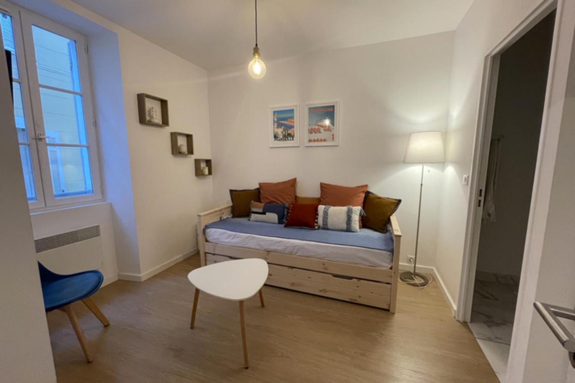 Appartement Panier Caylus - Welkeys Marseille Exterior photo